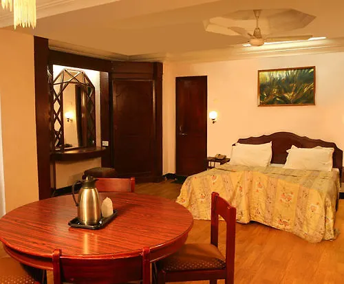 Woodlands Hotel Kochi