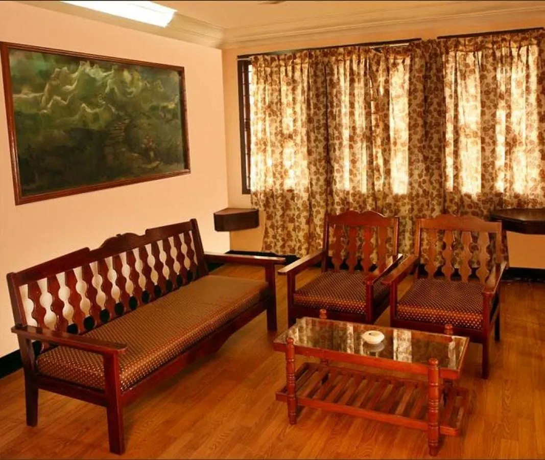 Woodlands Hotel Kochi